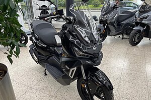 ADX 125i  ABS/TCS