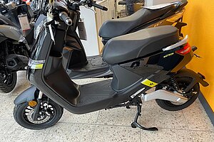VOLTZ   ELEKTRO ROLLER