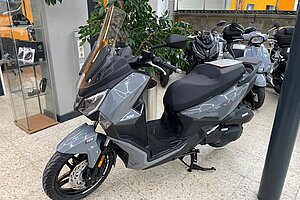 Joyride  16 300i ABS/TCS